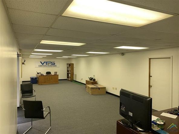 105 Park Central Rd, Mineola, TX 75773